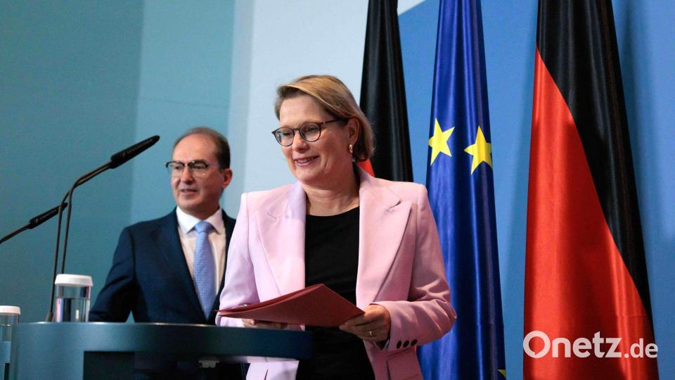 Nur ein Teil der politischen Forderungen, die nach dem CSD-Anschlag erhoben wurden, fand Eingang in den nun vorgestellten Zehn-Punkte-Plan. Bild: Carsten Koall/dpa