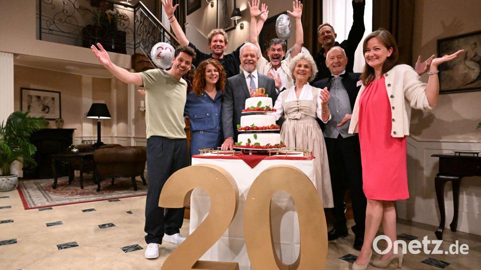 Torte für den Dauerbrenner: 2025 wurde großes Jubiläum gefeiert (Archivfoto). Bild: Felix Hörhager/dpa