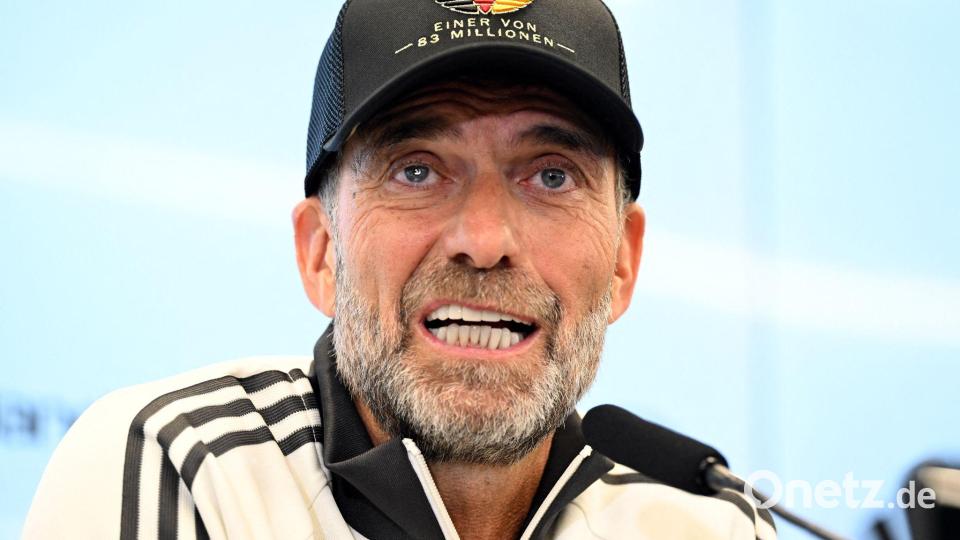 Jürgen Klopp hat seinen Kader nominiert. Bild: Boris Roessler/dpa