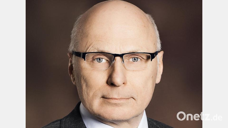 Dr. Peter Lange wird aus seinem Werk „Vertraute Fremde. Exil in Prag 1933–1939“ vorlesen. Bild: Peter Skoda
