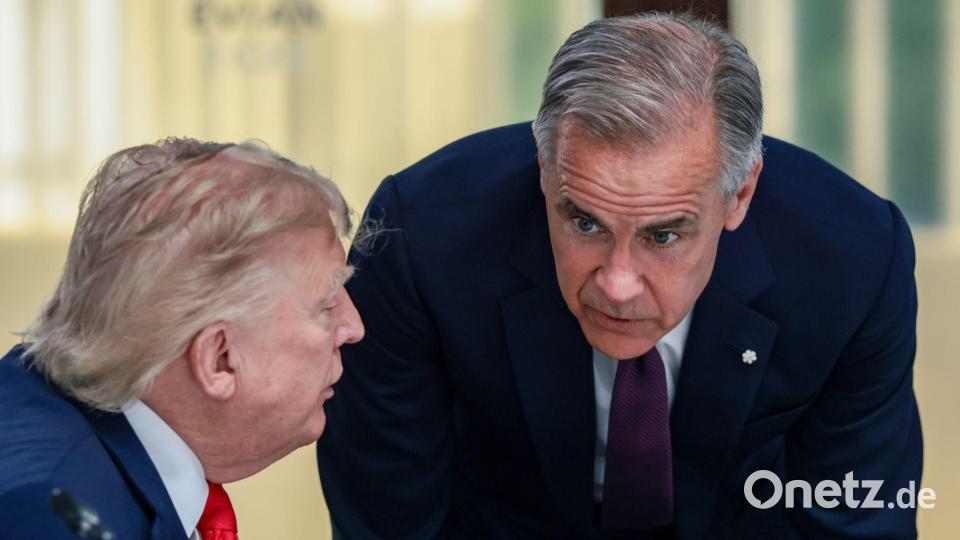 US-Präsident Donald Trump und Carney (r) standen zuletzt auf Kriegsfuß. (Archivbild) Bild: Evelyn Hockstein/Pool Reuters/dpa