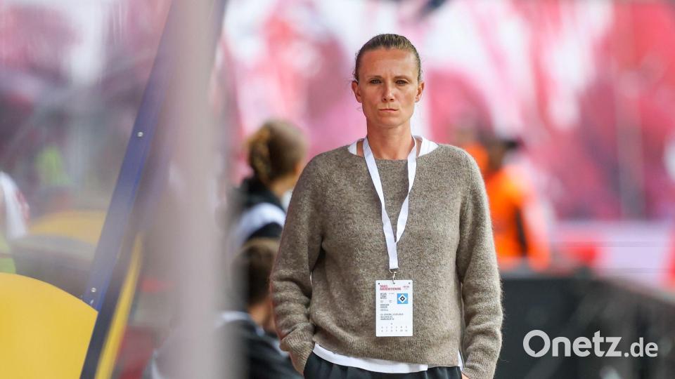 Hält auch langfristig an HSV-Trainer Merlin Polzin fest: Sportvorständin Kathleen Krüger. (Archivbild) Bild: Jan Woitas/dpa