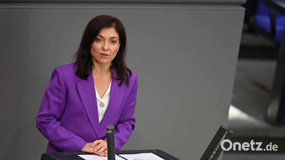 Was macht die Ministerin? (Archivbild) Bild: Michael Brandt/dpa