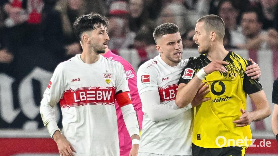 Bei den VfB-Fans unbeliebt: Abwehrspieler Waldemar Anton (r), der 2024 von Stuttgart nach Dortmund wechselte. (Archivbild) Bild: Harry Langer/dpa