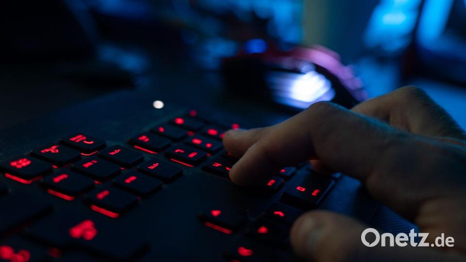 Arbeitssuchende IT-Fachkräfte werden Ziel von staatlich orchestrierten Cyberangriffen aus Nordkorea. (Symbolbild) Bild: Nicolas Armer/dpa