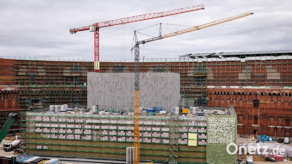 Die Bauarbeiten liegen voll im Zeitplan. Zur Spielzeit 2028/2029 wird das Staatstheater im neuen Opernhaus starten. Bild: Daniel Karmann/dpa