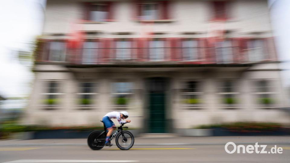 Finley Tarling starb bei der Portugal-Rundfahrt bei der Kollision mit einem Auto. (Archivbild) Bild: Peter Dejong/AP/dpa