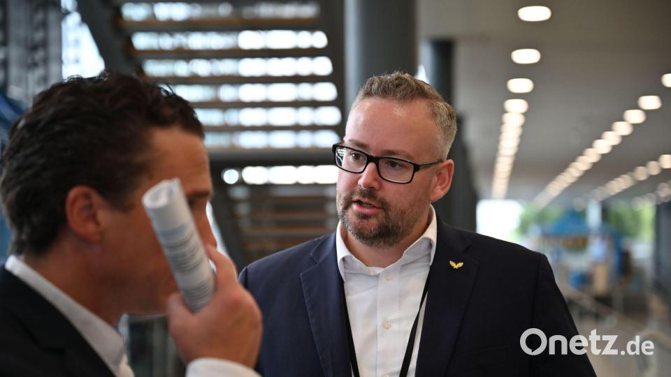 Der Weidel-Vertraute und AfD-Netzwerker Sebastian Münzenmaier erwartet eine lange Erfolgssträhne für seine Partei. (Archivfoto) Bild: Katharina Kausche/dpa