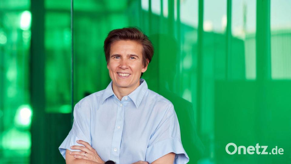 Wickström erhält die Auszeichnung für ihre Entdeckung von verblüffenden Reaktionen der Zellen (Handout). Bild: Marcus Gloger/Körber-Stiftung/dpa