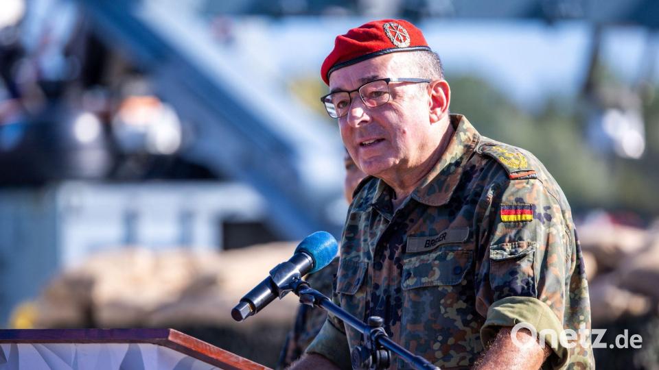 Generalinspekteur Carsten Breuer wurde zum Vorsitzenden des Nato-Militärausschusses gewählt. (Archivbild) Bild: Jens Büttner/dpa