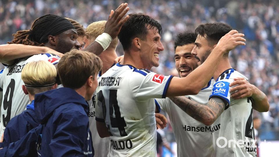 Der HSV durfte über den ersten Saisonsieg jubeln. Bild: Marcus Brandt/dpa