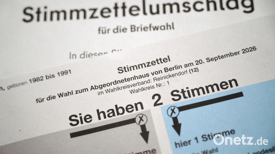Zwei Stimmen für jeden gibt es bei der Abgeordnetenhauswahl. (Archivbild) Bild: Sebastian Gollnow/dpa