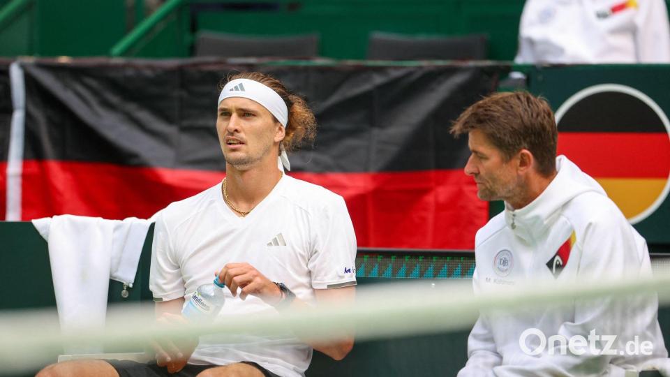 Alexander Zverev und Teamchef Michael Kohlmann freuen sich auf die Endrunde in Italien. Bild: Christoph Reichwein/dpa