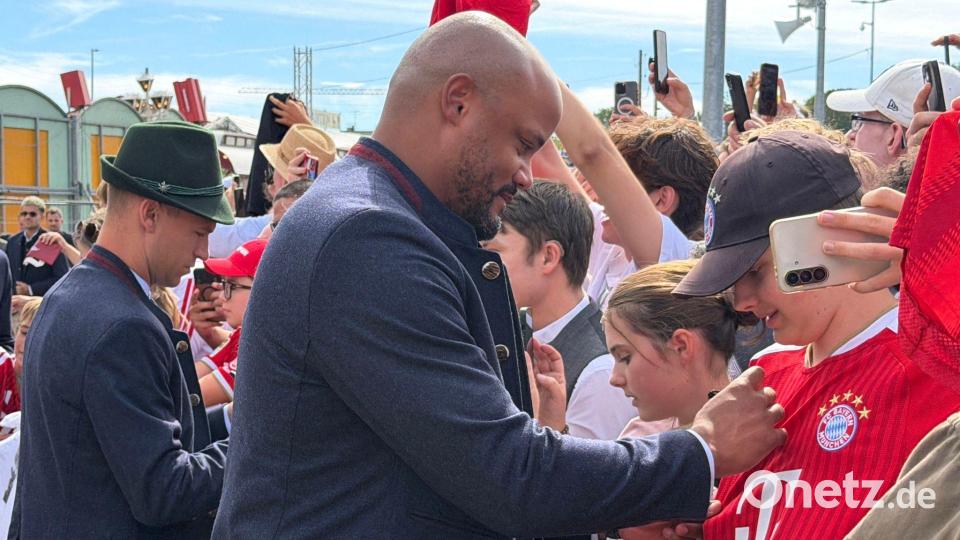 Vincent Kompany mag das Oktoberfest-Besuche. Bild: Christian Kunz/dpa