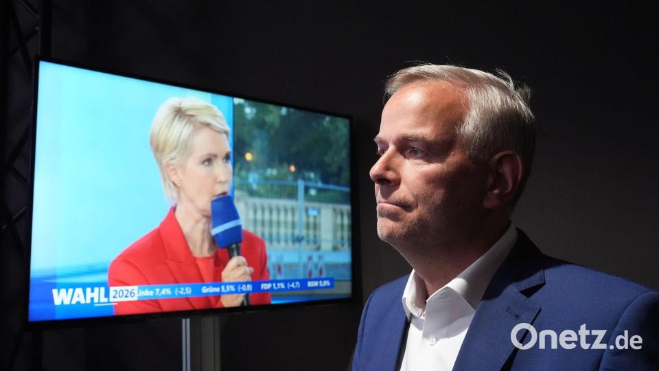 Nach der Wahl in Mecklenburg-Vorpommern: Schwesig und Holm Bild: Marcus Brandt/dpa Pool/dpa