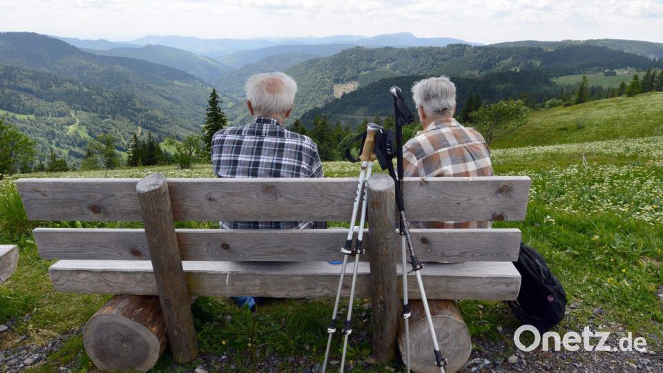 Experten diskutieren in Frankfurt über das Altern. (Symbolbild) Bild: Patrick Seeger/dpa/dpa-tmn