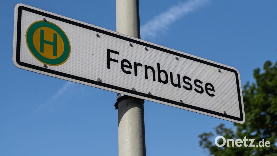 Fernbusse sind als Alternative zur Bahn beliebt. (Symbolbild) Bild: Swen Pförtner/dpa