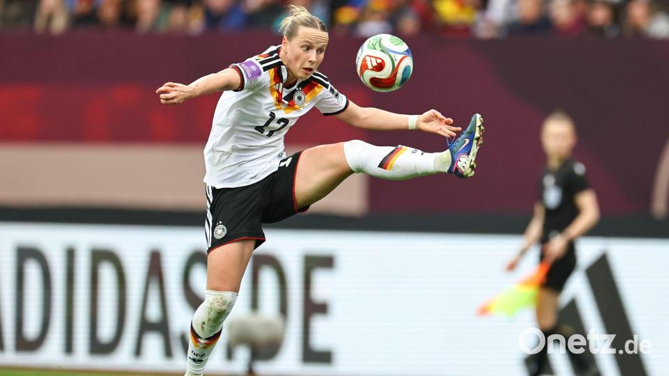 Seit der EM im vergangenen Sommer hat sich Kett auch im Nationalteam etabliert. (Archivbild) Bild: Daniel Karmann/dpa