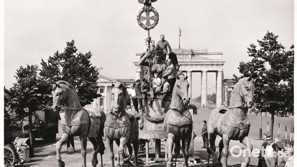 Die Quadriga verschwand kurz vor ihrer Montage. Bild: Heinz Köster/Bildgiesserei Hermann Noack/dpa