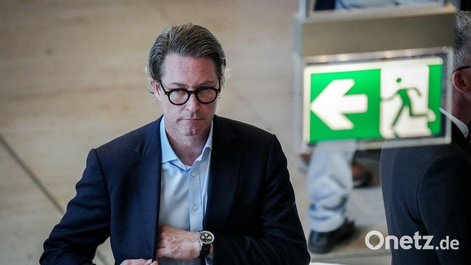 Ex-Bundesverkehrsminister Andreas Scheuer am Rande einer Sitzung des Bundestags. (Archivbild) Bild: Kay Nietfeld/dpa