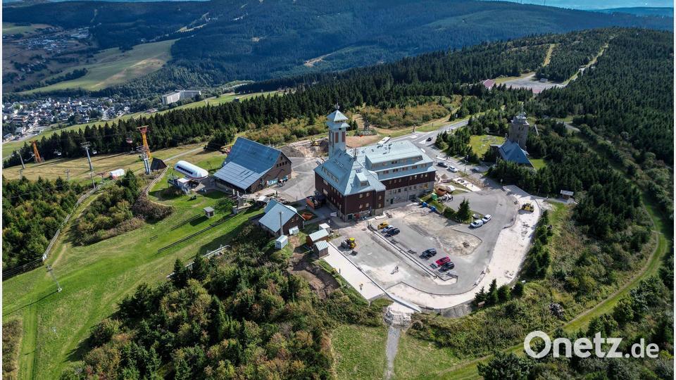 Rund um den Fichtelberg gibt es zahlreiche Wege für Wanderungen. Nun startet ein neues sportliches Angebot für Trailrunner. Bild: Hendrik Schmidt/dpa