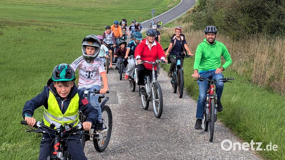 Nicht der Sport, sondern das Genussradeln stand beim „Kemnather Radlsonntag“ im Mittelpunkt. Bild: Martin Prechtl