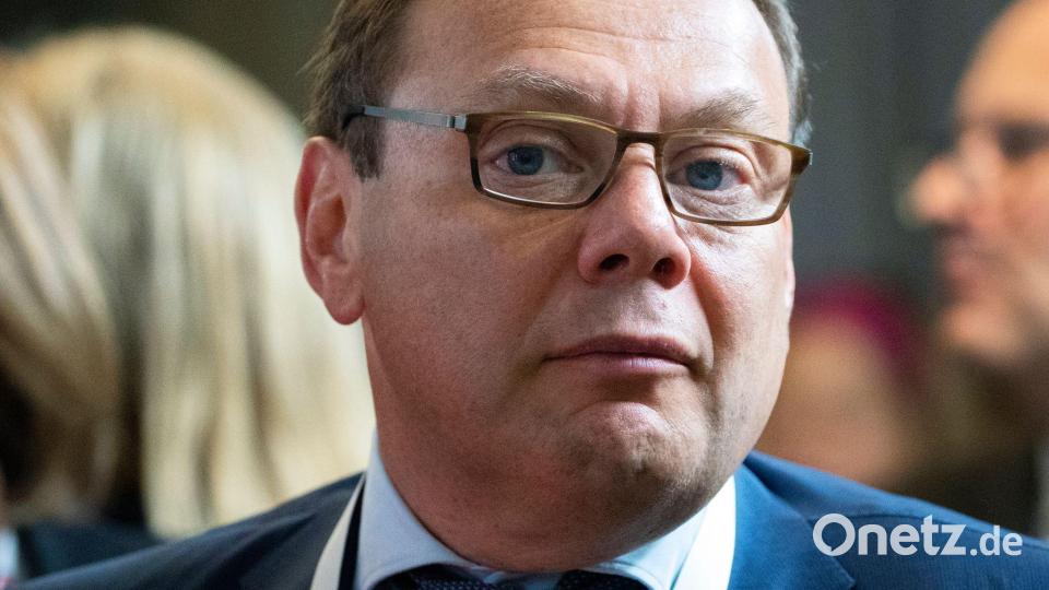 Michail Fridman gilt als einer der wichtigsten russischen Financiers und Unterstützer des inneren Kreises von Putin. (Archivbild) Bild: Pavel Golovkin/AP Pool/dpa