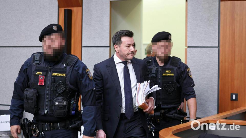 Der Investor René Benko steht erneut in Innsbruck vor Gericht. Bild: Expa/Johann Groder/APA/dpa