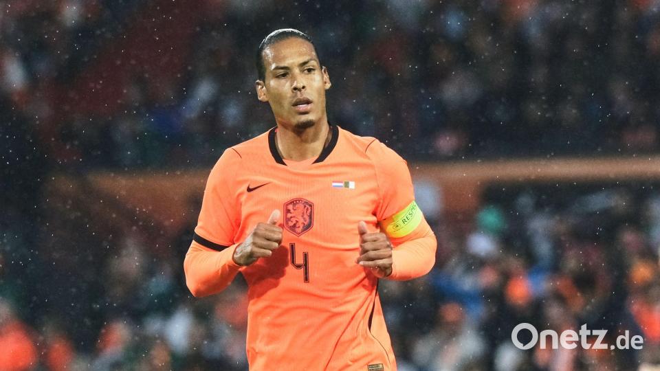 Virgil van Dijk bleibt Kapitän des Oranje-Teams. (Archivbild) Bild: Patrick Post/AP/dpa
