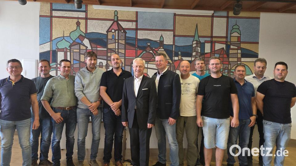 Auf die neuen Verbandsräte der Wasserversorgung der Adlholz-Irlbach-Gruppe wartet eine verantwortungsvolle Arbeit. Bild: Sabine Wilde