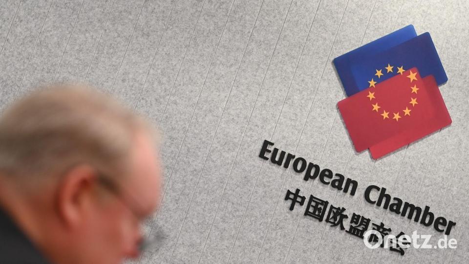 Die EU-Handelskammer in China stellte ein neues Positionspapier vor. (Archivbild) Bild: Johannes Neudecker/dpa