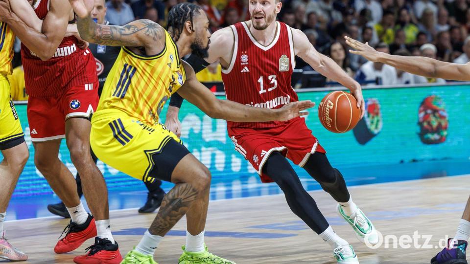 Gibt es das Duell Bayern gegen Alba künftig wieder in Europa? (Archivbild) Bild: Andreas Gora/dpa