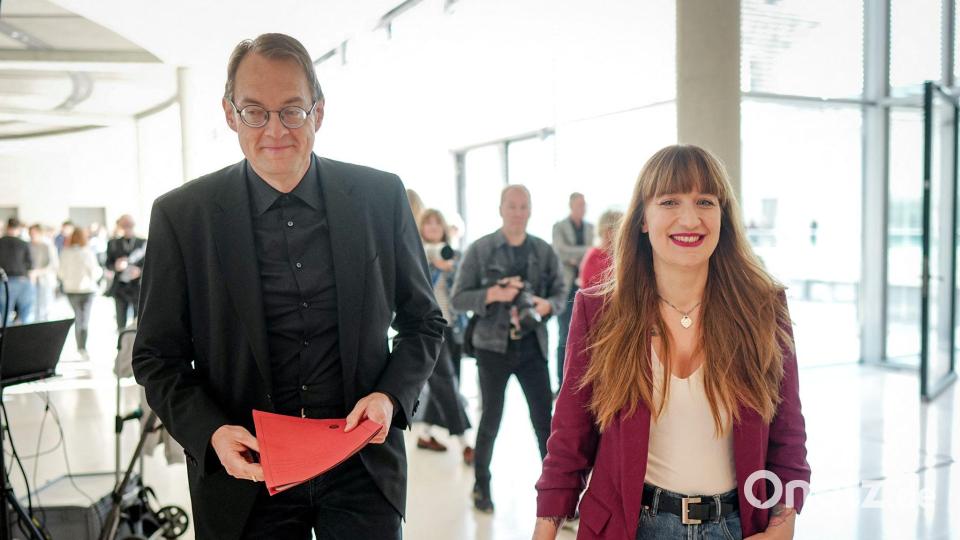 Die Linken-Fraktionsspitze dringt bei Kocak auf „vollumfängliche Transparenz“. Bild: Kay Nietfeld/dpa