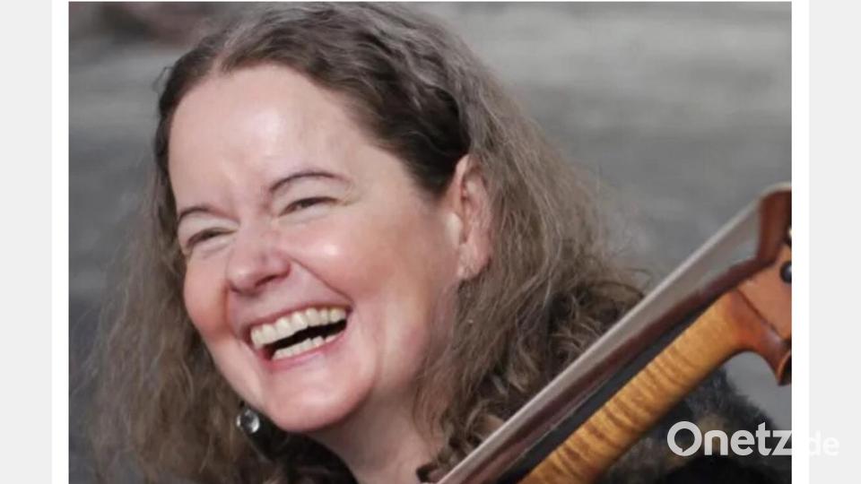 Tess Remy-Schumacher mit ihrem Cello. Bild: Tess Remy-Schumacher