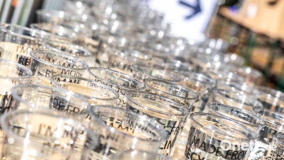 Die Verpflegung spielt beim Marathon eine wichtige Rolle. (Archivbild) Bild: Andreas Gora/dpa