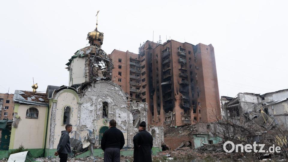 Trümmer nach einem russischen Luftangriff, bei dem eine Kirche und Wohngebäude in Kramatorsk beschädigt wurden. Bild: Cameron Jones-Manley/ZUMA Press Wire/dpa