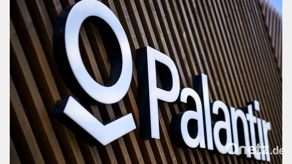Das US-Unternehmen Palantir entwickelt Software zur Datenanalyse, die unter anderem von Geheimdiensten, Militär und Polizei genutzt wird. (Archivbild) Bild: Gian Ehrenzeller/KEYSTONE/dpa