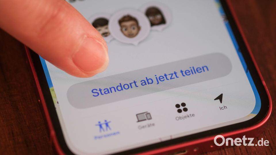 Was passiert, wenn Menschen sagen, dass sie ihren Live-Standort nicht teilen wollen? Sind die anderen dann misstrauisch oder beleidigt? (Symbolbild) Bild: Jens Kalaene/dpa