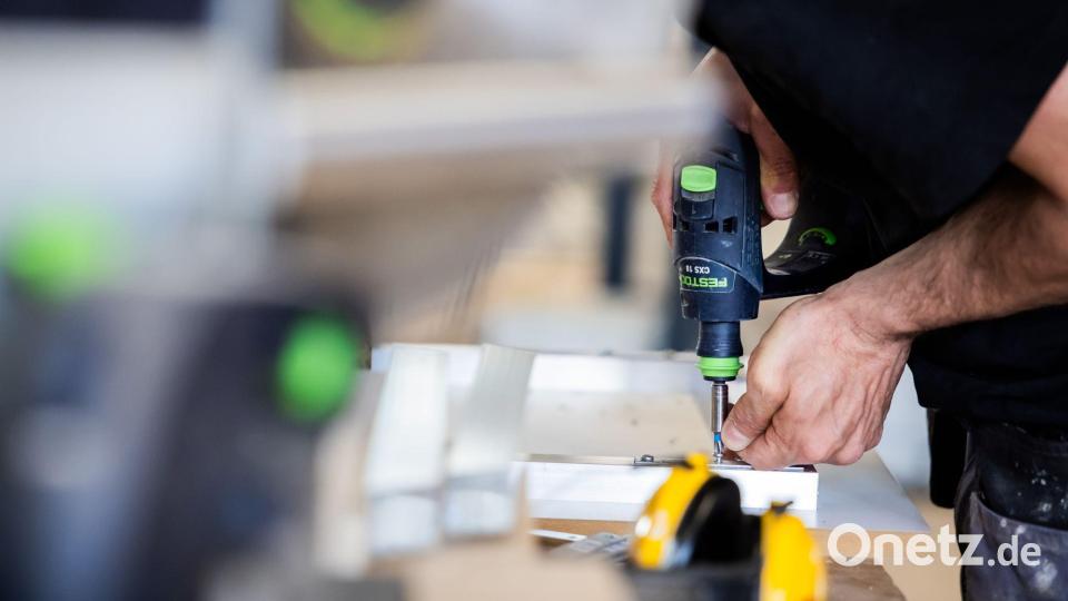 Das Handwerk warnt davor, dass die strukturellen Probleme gerade für mittelständische Betriebe groß sind. (Archivbild) Bild: Christoph Soeder/dpa