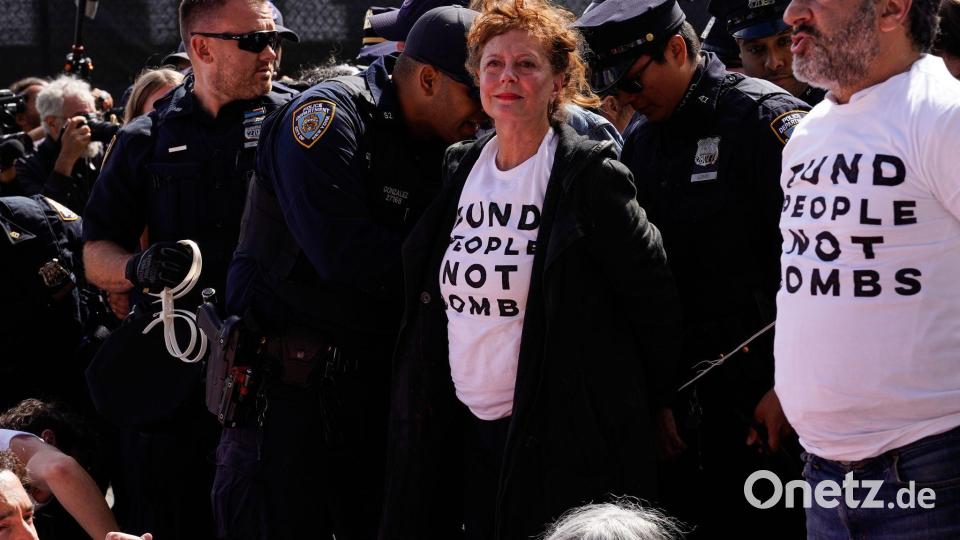 Auch vor dem UN-Gebäude gab es Protest. Schauspielerin Susan Sarandon wurde festgenommen. Bild: Madison Swart/AP/dpa