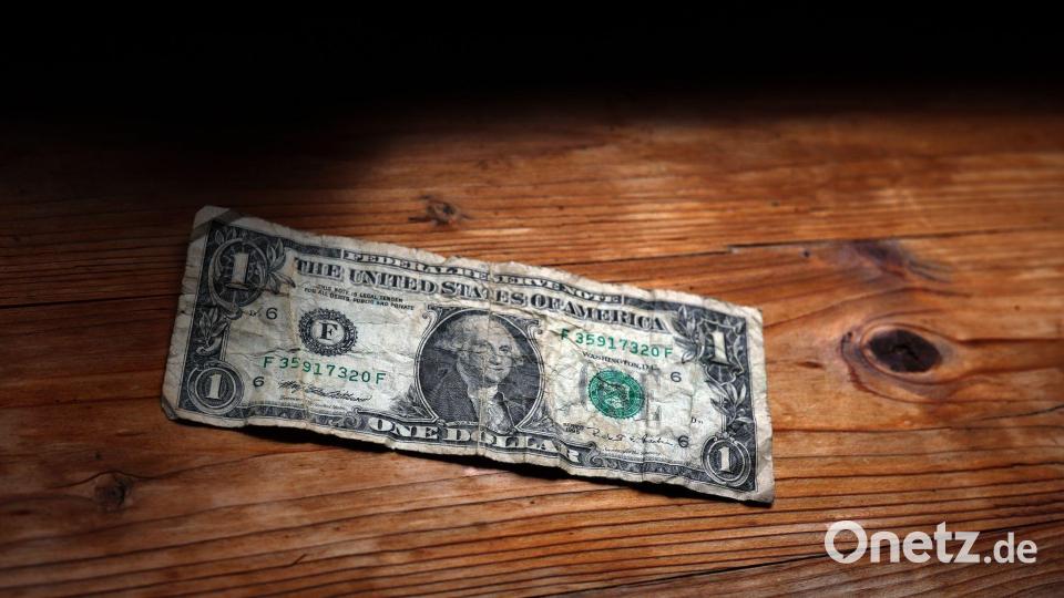 Im Schnitt steigt der amerikanische Schuldenberg Tag für Tag um über sechs Milliarden Dollar und hat 40 Billionen US-Dollar erreicht. (Symbolbild) Bild: Karl-Josef Hildenbrand/dpa
