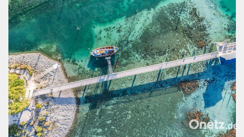 Türkises Farbenspiel am Bodensee. Wer will da noch in die Karibik? Bild: Marius Bulling/onw-images/dpa