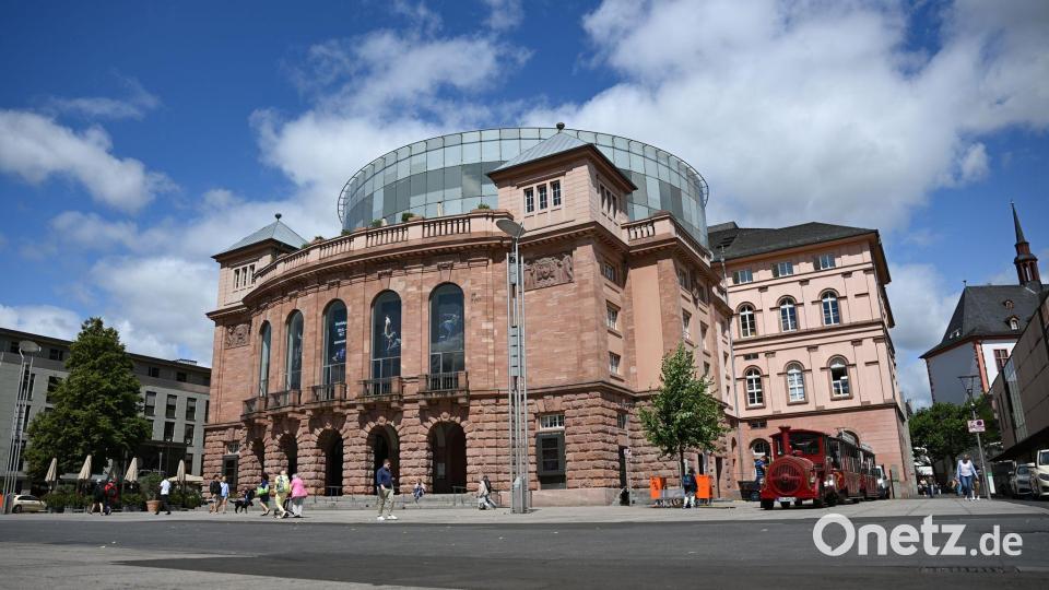 Die Fachzeitschrift „Opernwelt“ hat das Staatstheater Mainz zum Opernhaus des Jahres ernannt. (Archivbild) Bild: Arne Dedert/dpa