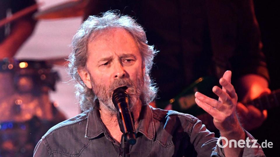 Wolfgang Petry feiert 50 Jahre Bühne mit einem neuen Album. (Archivfoto) Bild: Jens Meyer/AP/Pool/dpa