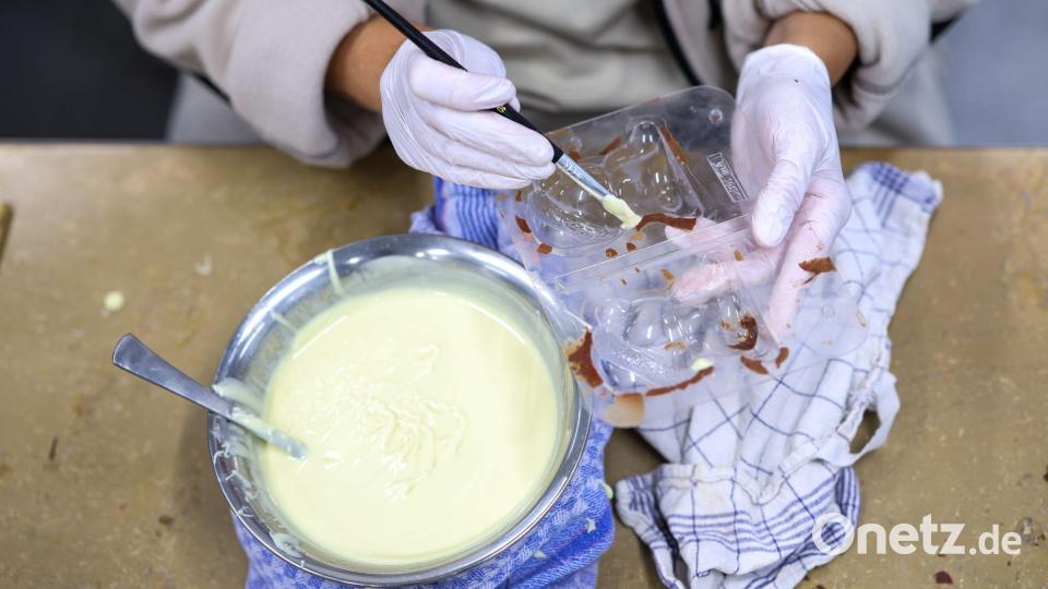 Zu 70 Prozent läuft die Produktion händisch. Bild: Christoph Reichwein/dpa