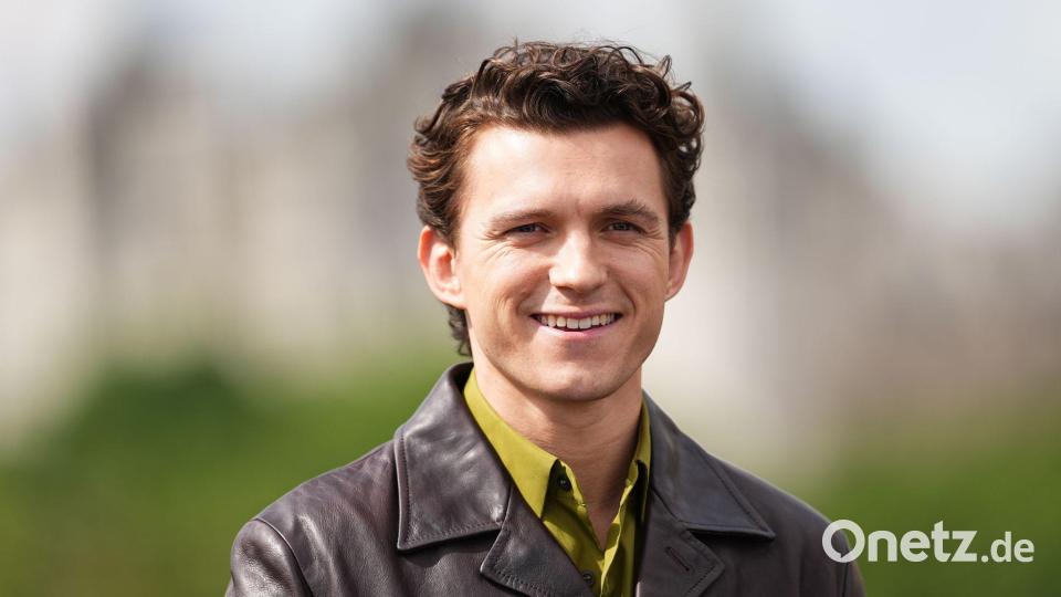 Schauspieler Tom Holland freut sich auf seine Rolle als Fred Astaire. (Archivbild) Bild: Scott A Garfitt/Invision/AP/dpa