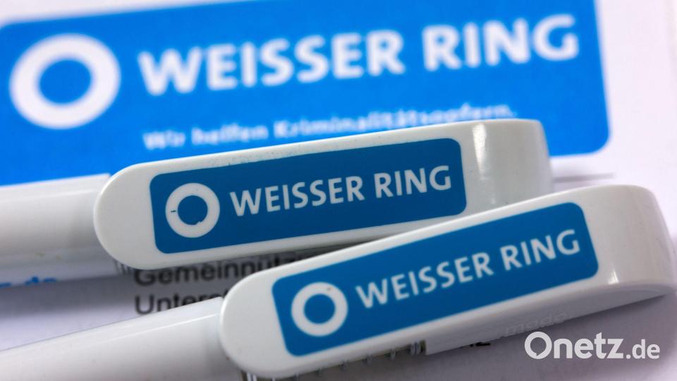 Rund 3.000 Ehrenamtliche sind für den Weißen Ring bundesweit im Einsatz. (Symbolbild) Bild: Jens Büttner/dpa-Zentralbild/dpa