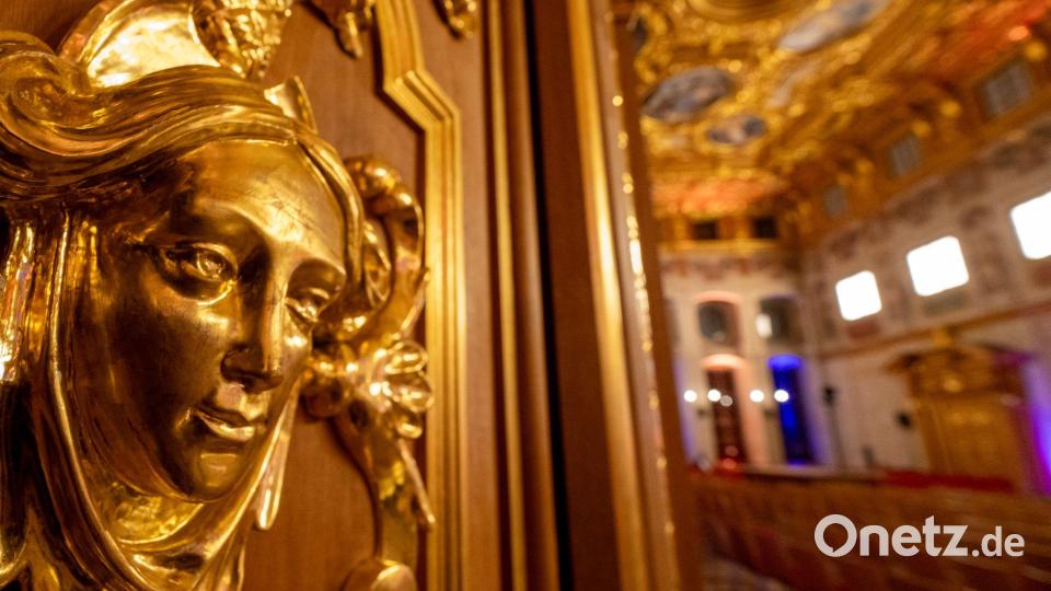 Die Wiederherstellung des Goldenen Saals dauerte nach dem Zweiten Weltkrieg etwa ein halbes Jahrhundert. Bild: Stefan Puchner/dpa