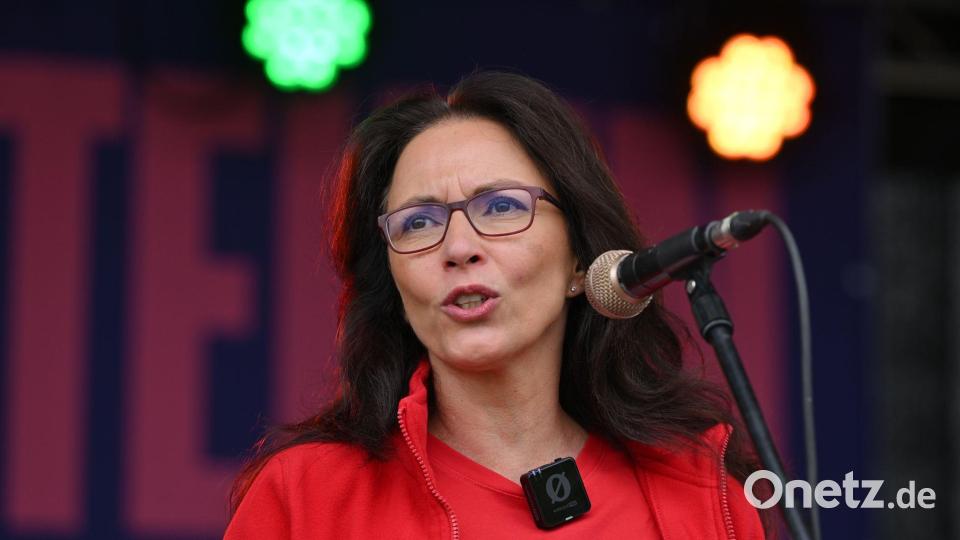 DGB-Chefin Yasmin Fahimi fordert die Regierung auf, die Sorgen der Menschen ernst zu nehmen. (Archivfoto) Bild: Martin Schutt/dpa