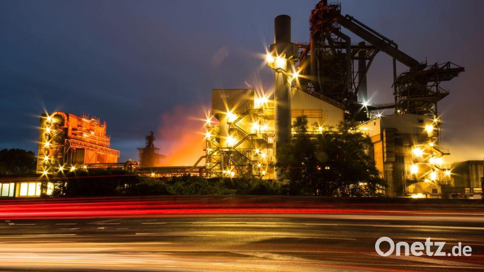 Im Saarland werden Milliarden für den Umbau der Stahlproduktion investiert. (Archivbild) Bild: Andreas Arnold/dpa